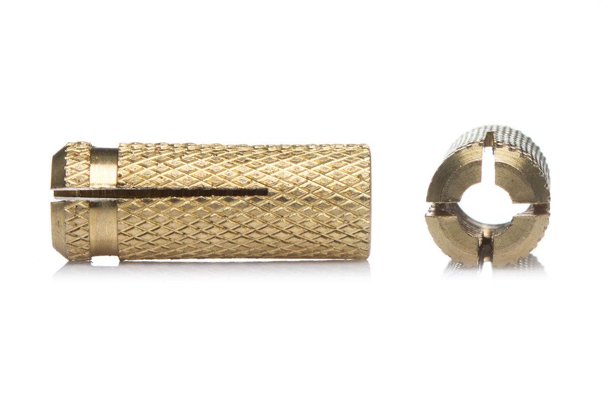 12 Анкер забиваемый латунный